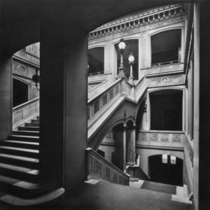 Blick ins umgebaute Treppenhaus der Bauakademie (1911)