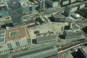 Der Alexanderplatz im Juni 2011