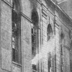 Die alte Berliner Garnisonkirche in Flammen