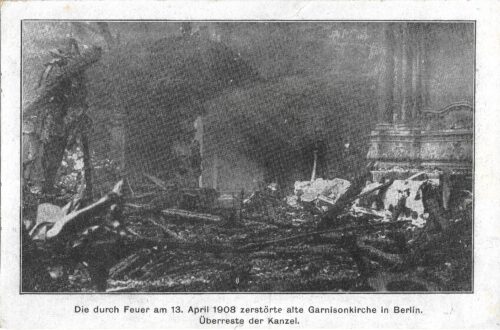Die Überreste der Kanzel in der Ruine der alten Berliner Garnisonkirche