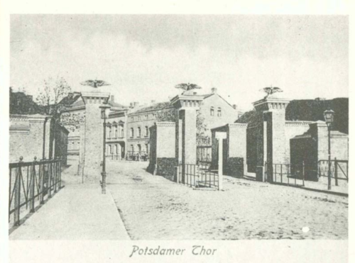 Das Potsdamer Tor in Spandau vor 1910