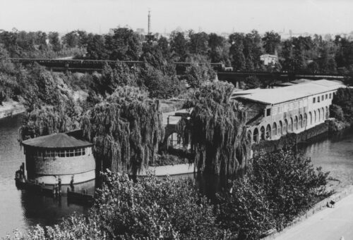 Die Versuchsanstalt für Wasser- und Schiffsbau Berlin im Jahre 1952